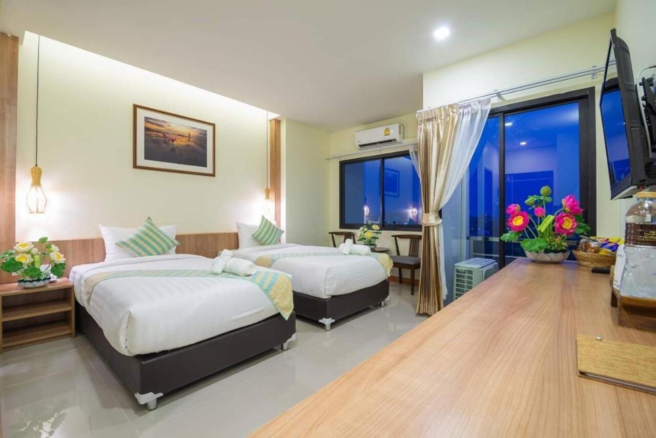 Pura Nakhon Hotel Nakhon Si Thammarat Exterior foto